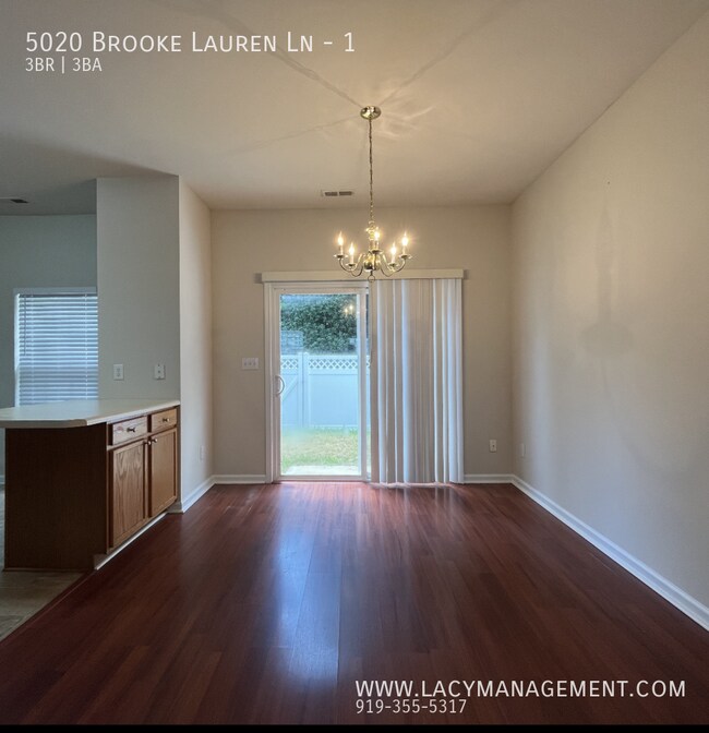 Building Photo - 5020 Brooke Lauren Ln