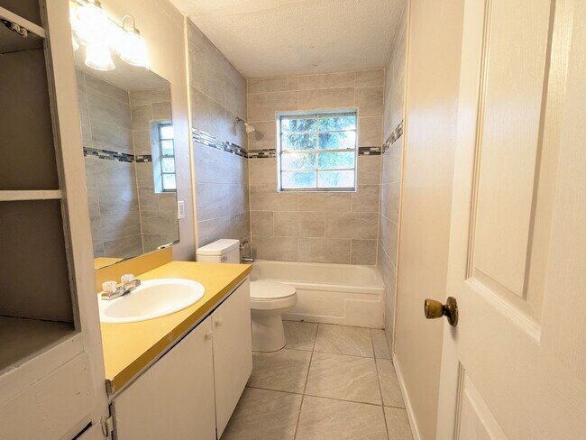 Foto del edificio - Updated home in Nash