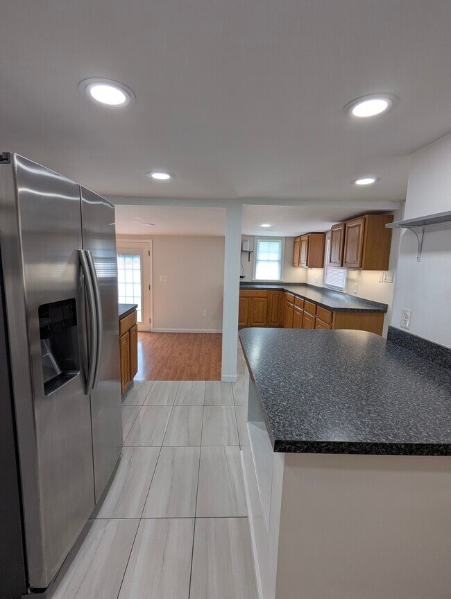 Foto del edificio - 6625 Harrison Ln