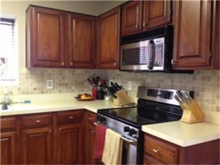 Building Photo - 6925 Hickory Creek