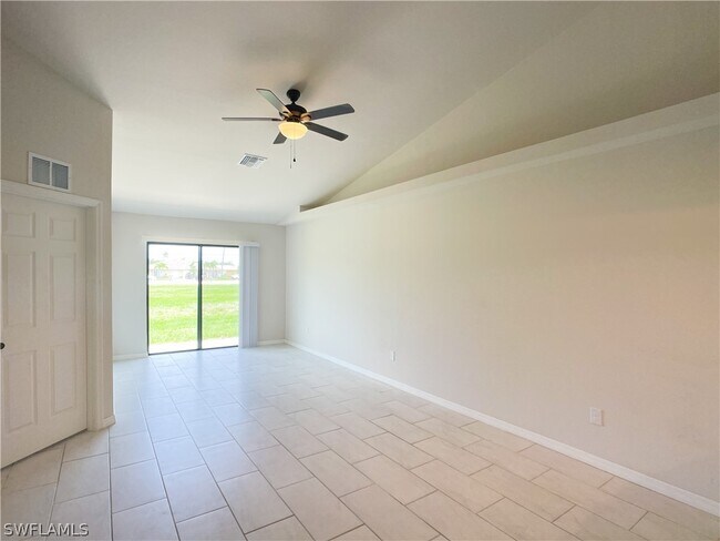 Building Photo - 3611 SW 8th Pl