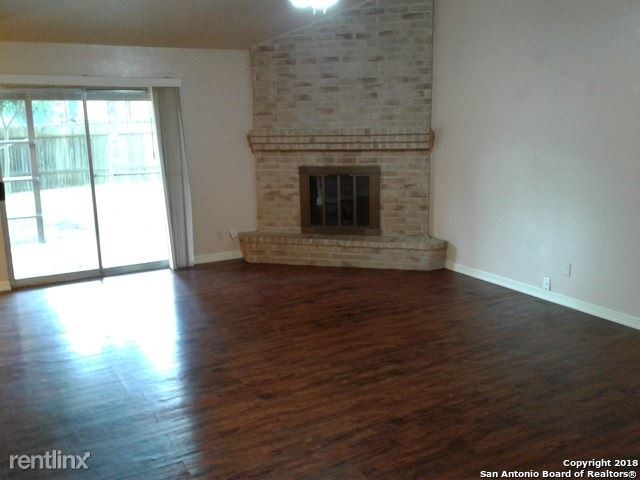 Building Photo - 4 br, 2 bath House - 193 Clear Oak