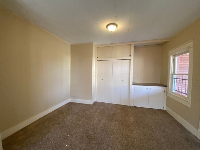 Foto del edificio - 105 W Cherry Ave