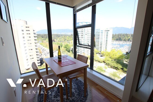 Photo du bâtiment - The Park 1 Bedroom Apartment For Rent 1405...