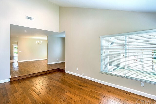 Building Photo - 2206 Avondale Dr