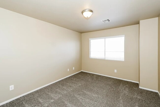 Foto del edificio - 1284 Dove Tree Ct