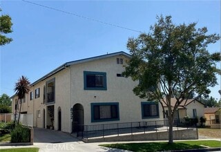 Building Photo - 832 Padilla St