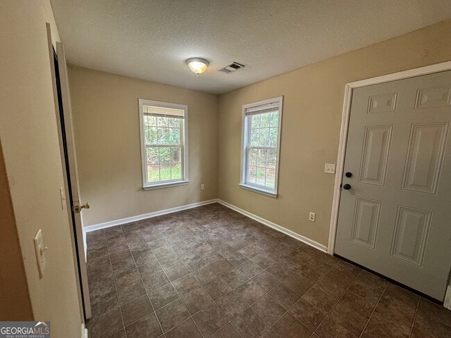 Building Photo - 5601 Landings Pkwy