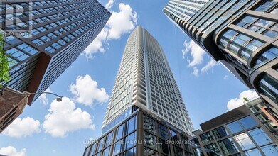 Building Photo - 88 Queen St E