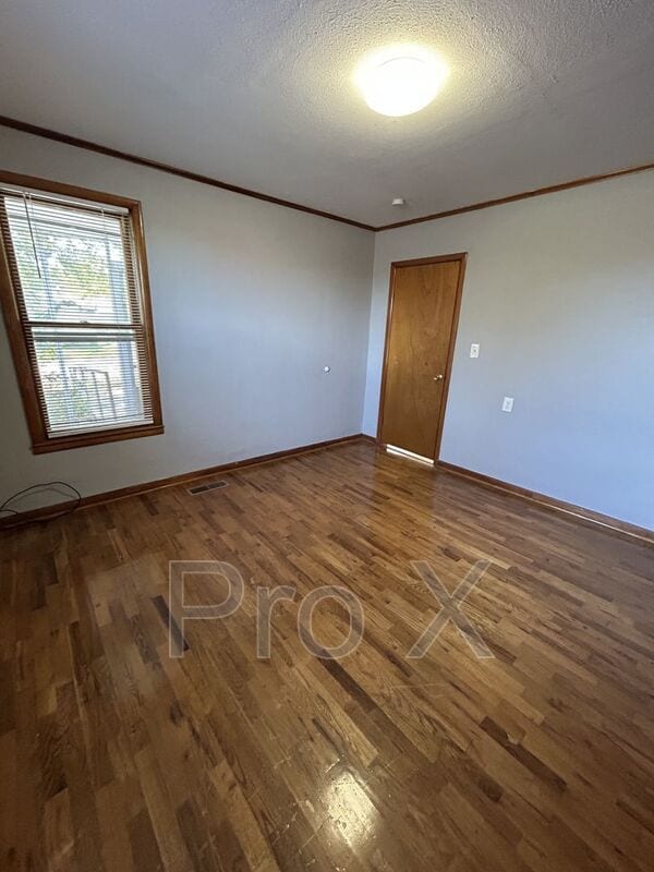 Building Photo - 311 E Kansas St