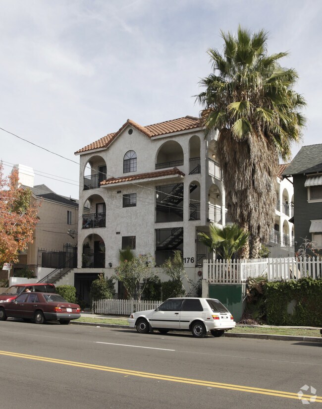 Foto del edificio - 176 S Virgil Ave