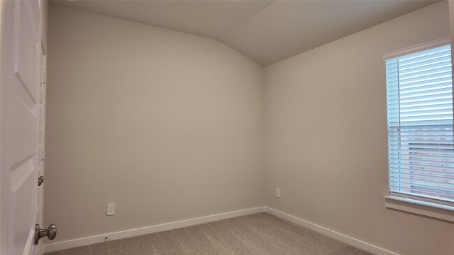 Building Photo - 16976 Juniper Blossom Bnd