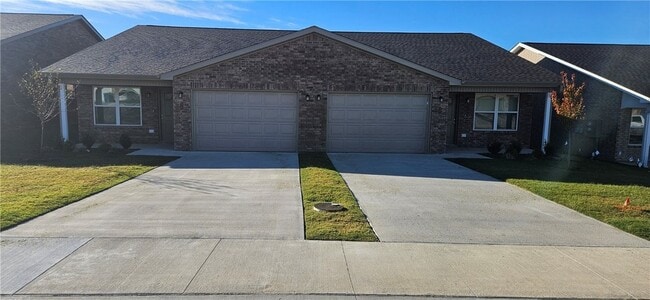 Building Photo - 531 NW 69th Ave