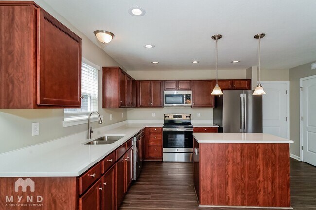 Foto del edificio - 6307 Emerald Field Way