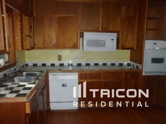 Foto del edificio - 2087 Meadowbrook Dr SW