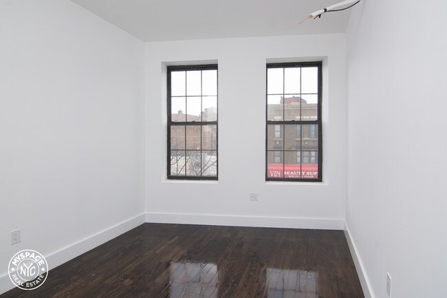 Foto del edificio - 1214 Flatbush Ave