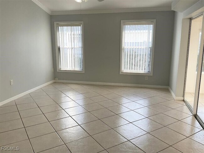 Foto del edificio - 3216 SW 7th Pl