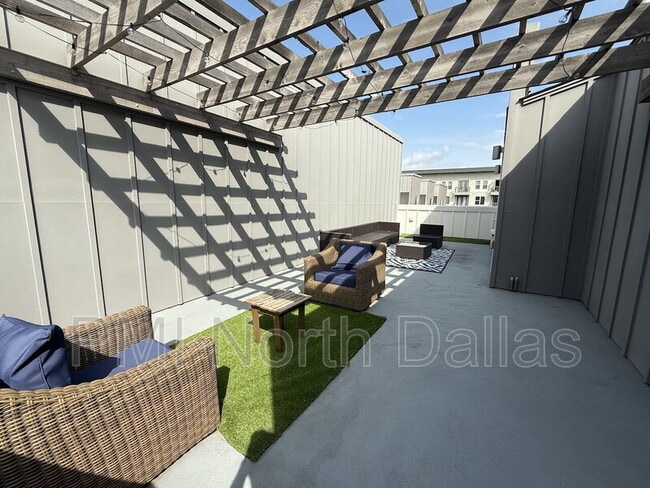 Photo - 1771 Mccoy St Townhome