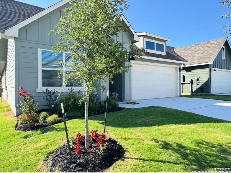 Foto principal - 349 Trent Dr