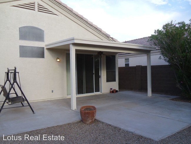 Building Photo - 3 br, 2 bath House - 260 S PINEVIEW PLACE