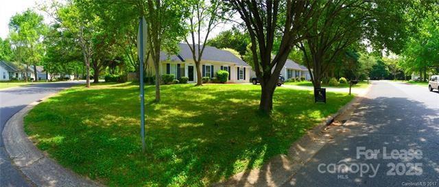 Building Photo - 13801 Dannemara Dr