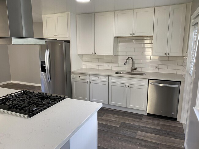 Foto del edificio - 3435 E 1st St