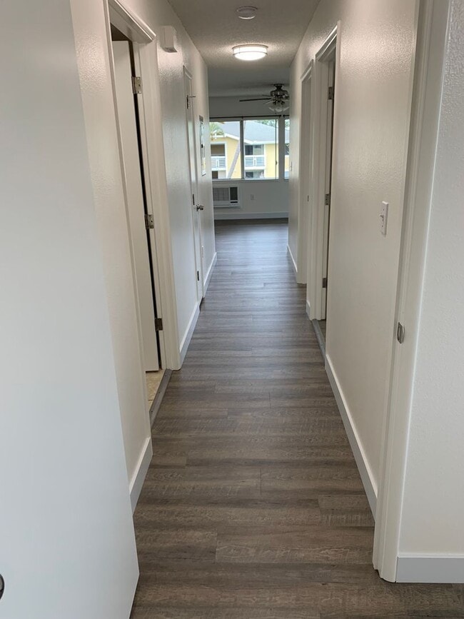 Building Photo - Kulana Knolls 3 Bed 2 Bath 2 assigned parking