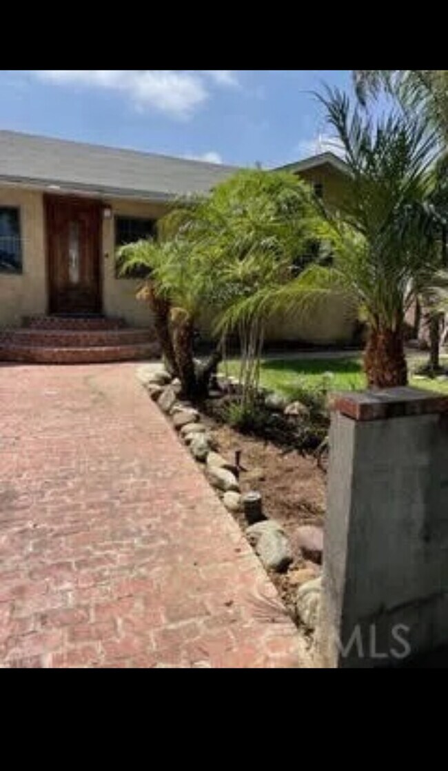 Photo - 1013 Rosewood Ave House