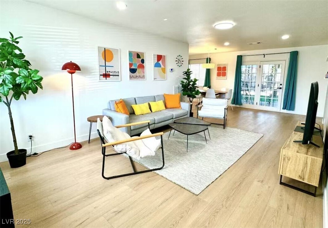 Foto principal - 4316 Powell Ave