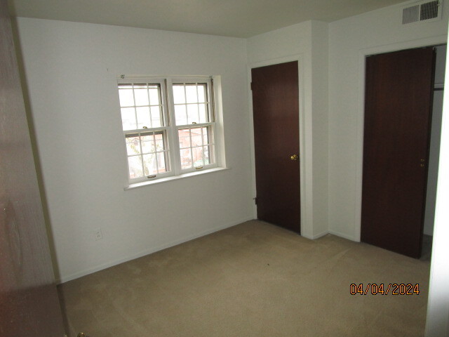 2nd Bedroom - 1120 Bank St