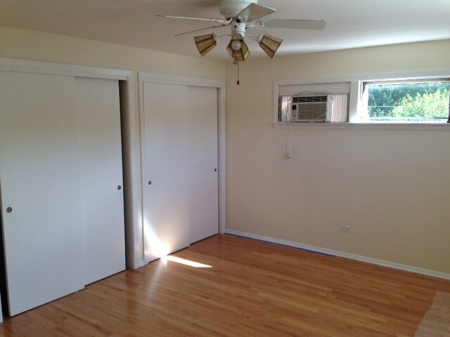 Bedroom plenty of closet space - 913 Greenwood Rd