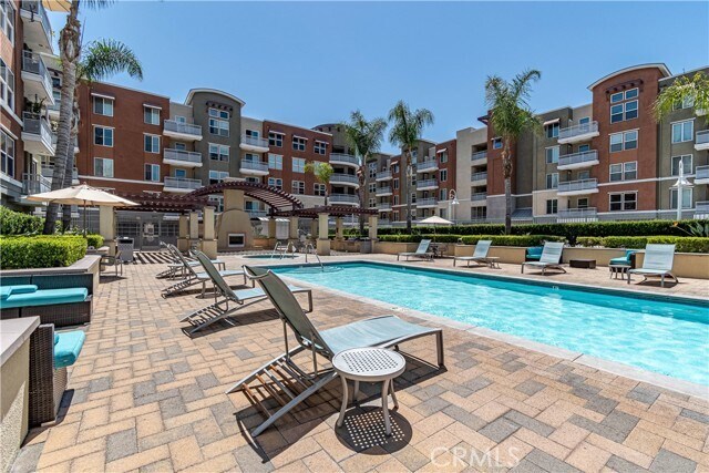 Foto del edificio - 12668 Chapman Ave