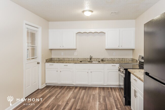 Building Photo - 4417 Millvale Dr SW