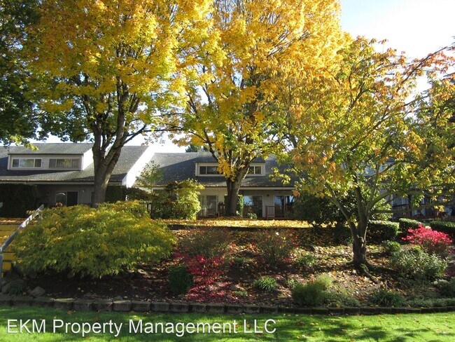 Building Photo - 2 br, 2 bath House - 307 NE 85th St Unit 307K