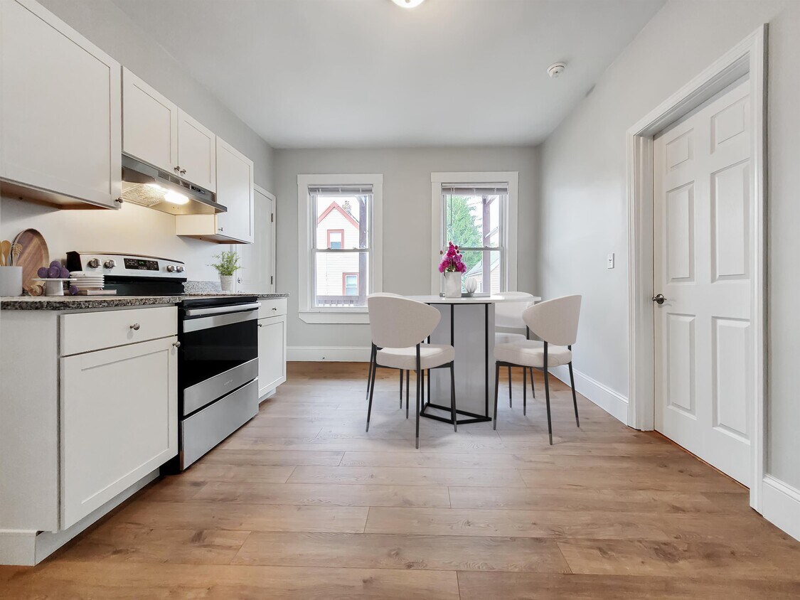 Foto principal - 108 Callender St