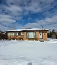 Building Photo - 33042 Slocum Dr