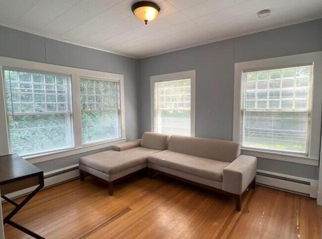 Foto del edificio - 116 Concord St