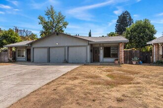 Building Photo - 3404 Alwood Ct