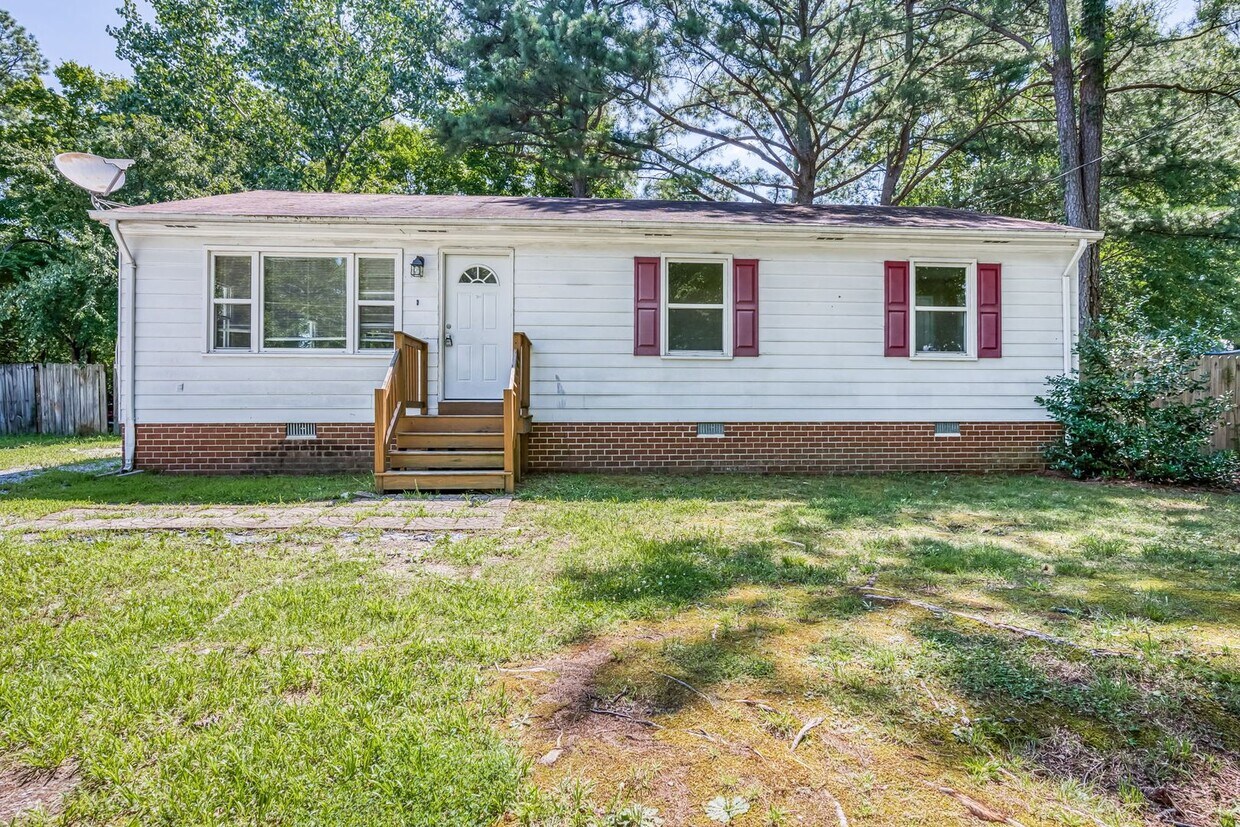 Foto principal - Chesterfield Ranch Home Available