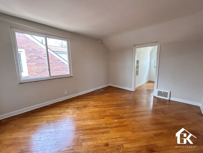 Foto del edificio - 18461 Washburn St