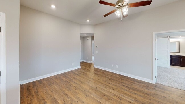 Building Photo - Modern 3-Bedroom, 2 Bath Detached Home in ...