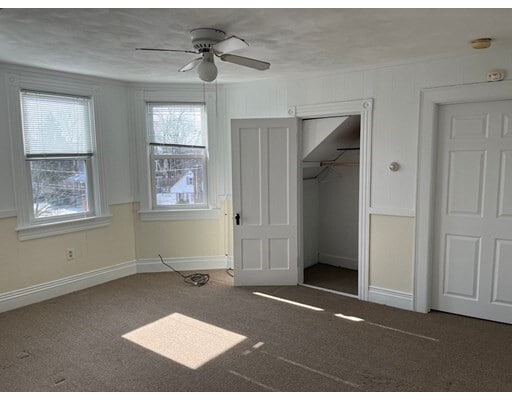 Building Photo - 27 4th St