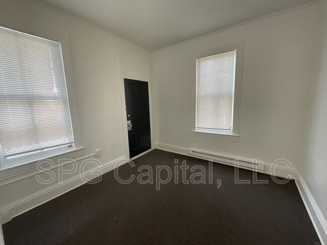 Foto del edificio - 709 W Princess St