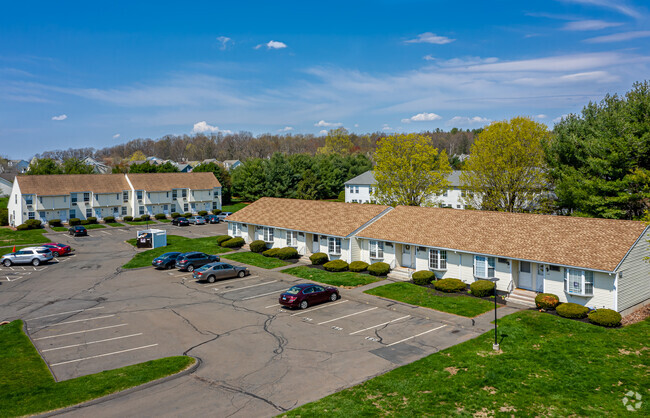 Foto del edificio - Cornfield Apartments