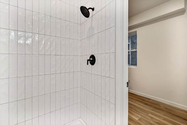 Building Photo - 3836 W Girard Ave