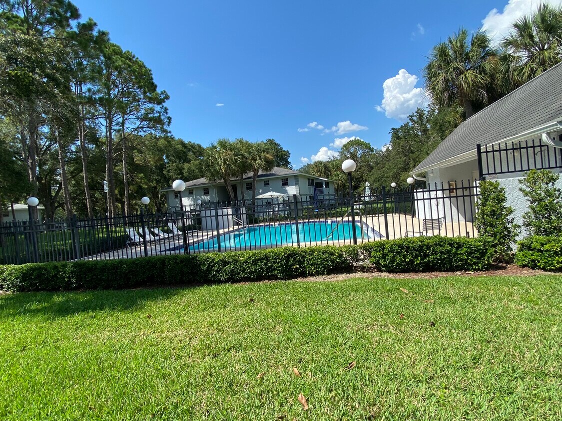 Pool - 588 Fairways Ln