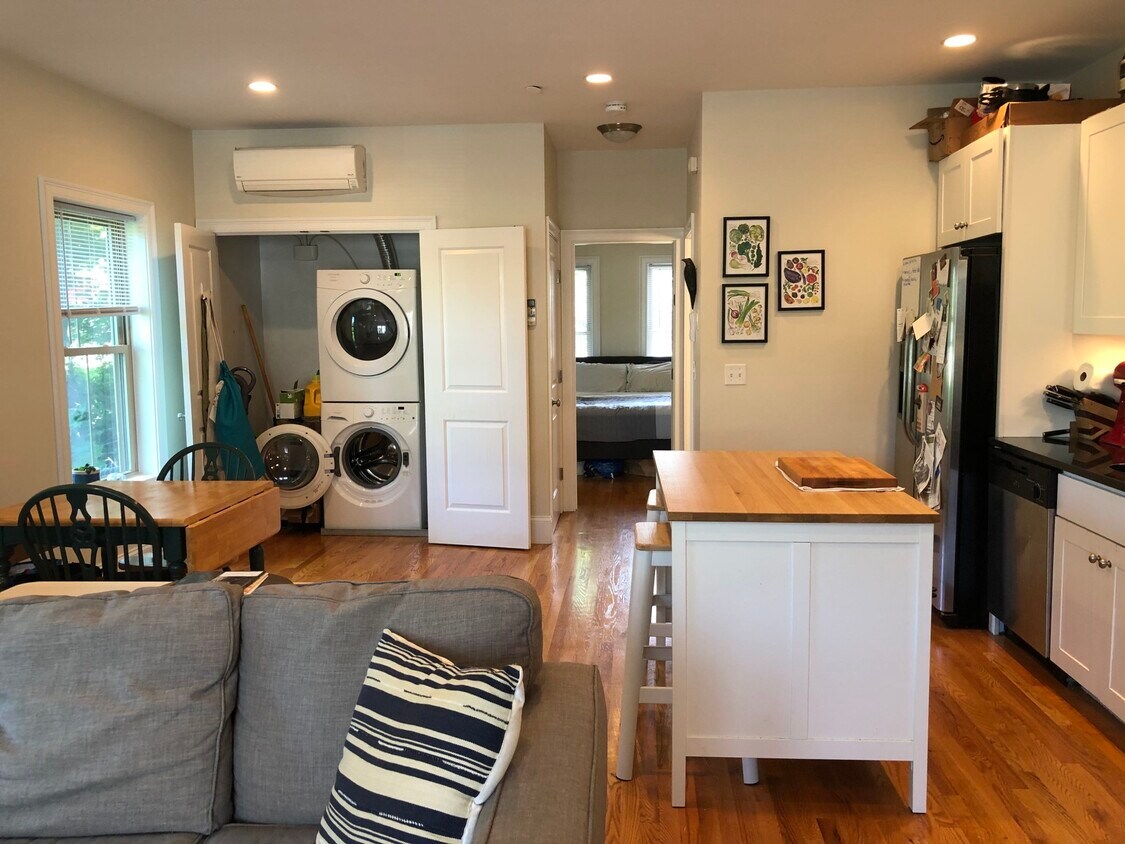 421 Gallivan Blvd Unit 6, Boston, MA 02124 Apartments in Boston, MA