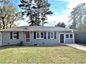 Building Photo - 2553 Habersham Dr