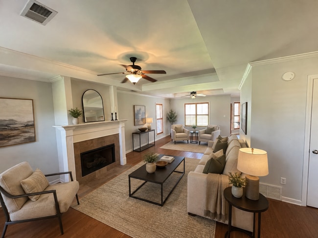 Building Photo - 205 Hackberry Cove