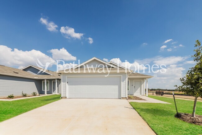 Foto del edificio - 3000 Burmese St